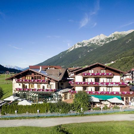 Hotel Berghof Neustift im Stubaital Eksteriør bilde